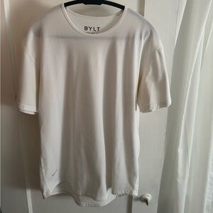 Bylt Basics Drop Cut short sleeve t shirt. Large in Bylt blend material.